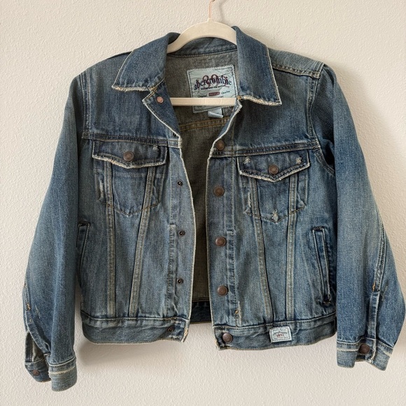 Abercrombie & Fitch Jackets & Blazers - Abercrombie & Fitch Vintage Y2K Trucker Denim Jacket Small
